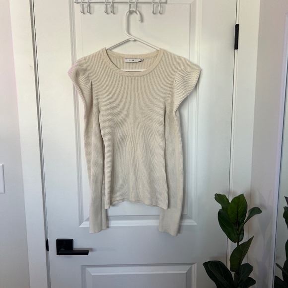 Long Sleeve Elevated Shirt - Picture 1 of 3